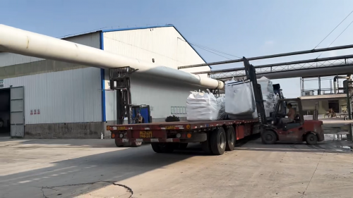 忻州聚丙烯酰胺廠區裝車現場圖