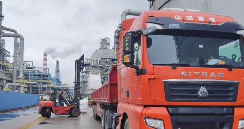 南京泥漿快速沉澱劑整車裝運圖，聚丙烯酰胺廠家現貨直供