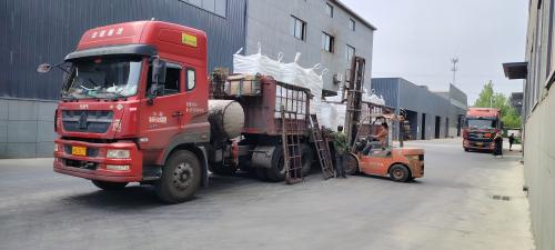 批發鐵礦用聚丙烯酰胺成品，整車裝載即將發往選礦項目現場