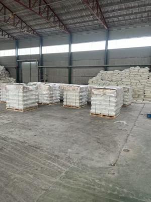 電鍍廢水處理聚丙烯酰胺成品裝車運輸準備