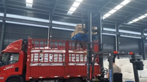 聚丙烯酰胺淨水劑裝車運輸保障生產(chan) 供應鏈