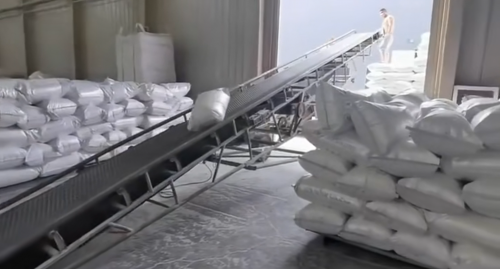 衢州聚丙烯酰胺工廠廠區外景，展現規範化工業(ye) 生產(chan) 環境