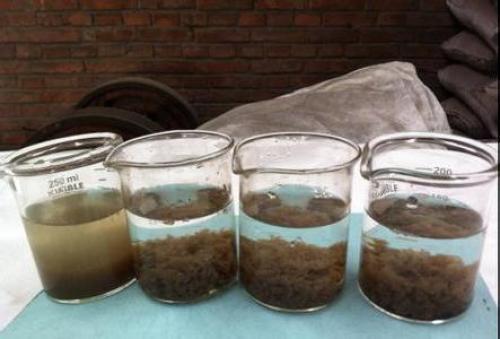 陰離子聚丙烯酰胺一般用於(yu) 廢水處理絮凝劑在實際使用過程中。