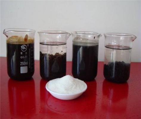 888电子游戏官网與(yu) 堿反應不_水解_聚丙烯酰胺_水解度_陽離子 因為(wei) 陽離子官能團中間的靜電感應抵觸功效促使高聚物鏈的拓展大量,因而HPAM水溶液的黏度隨聚丙烯酰胺水解水平的提升而持續提升。選用888电子游戏官网解決(jue) 有機化學汙泥,選用相對性888电子游戏官网絮凝劑解決(jue) 無機物汙泥,當酸堿度很強時,選用888电子游戏官网解決(jue) 酸值很強時。