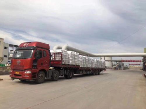 山東(dong) 東(dong) 達聚合物化工有限公司生產(chan) 設備展示