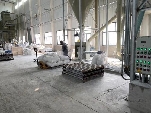 山東(dong) 東(dong) 達聚合物化工有限公司環保生產(chan) 場景