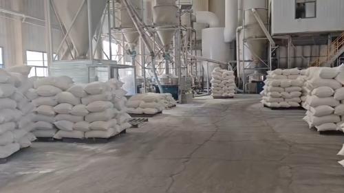 洗煤廠聚丙烯酰胺產(chan) 品裝車現場