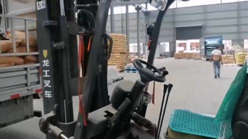 淄博我廠生產(chan) 的PAM產(chan) 品運往青海廠區