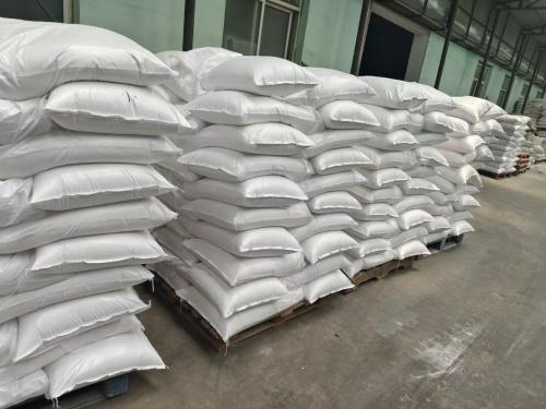 聚丙烯酰胺批量裝車發往雲(yun) 南，反映工廠強大生產(chan) 與(yu) 發貨能力