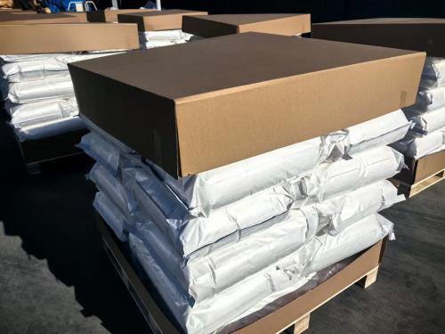 江西高分子聚丙烯酰胺源頭工廠產(chan) 品裝車現場，快速發貨，保障物流高效。